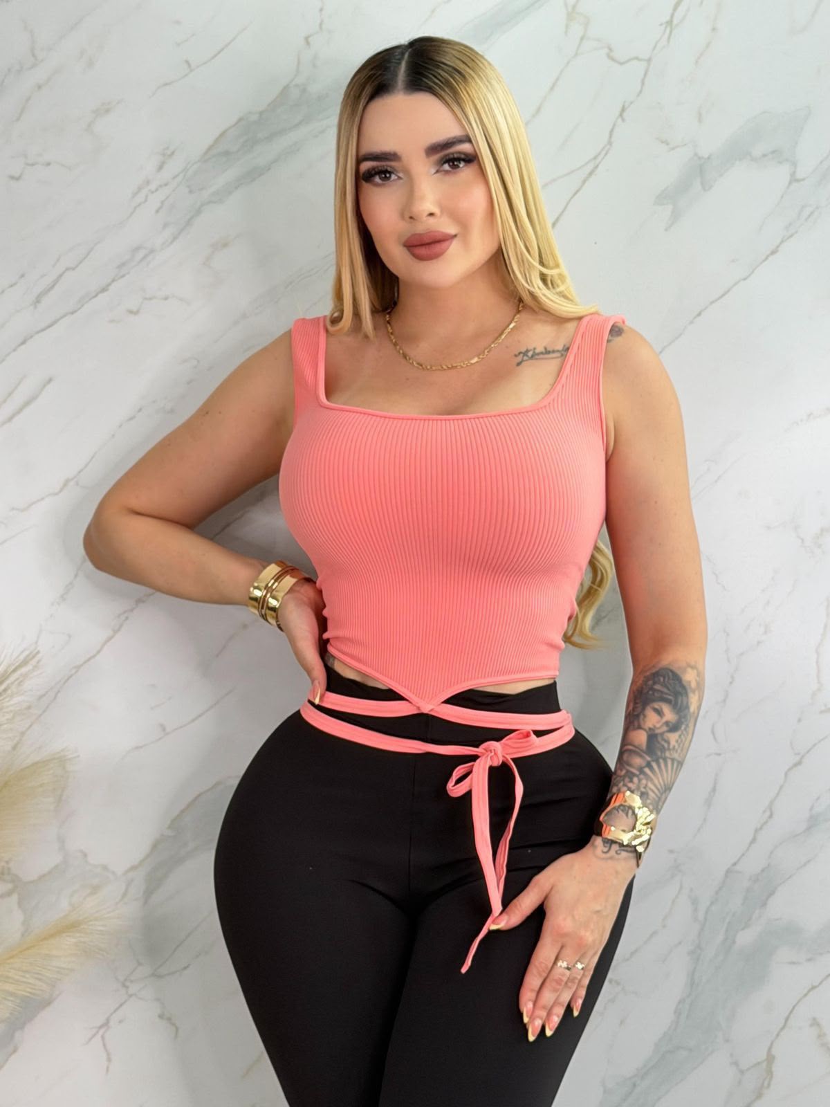 Blusa Cintas