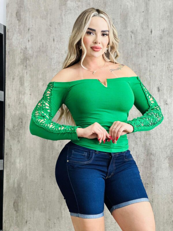 Blusa Flor manga larga - Image 2